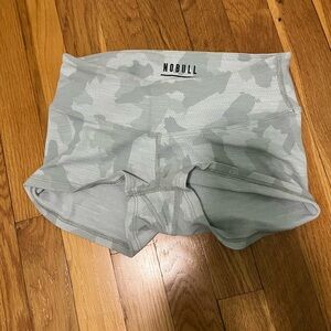 NOBULL Women's Light Gray Camo Shorts